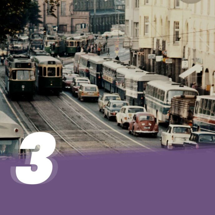 Kuva Hämeentie 34 kohdalta Helsingistä 1960-luvun loppupuolelta, kuvan päällä numero 3.